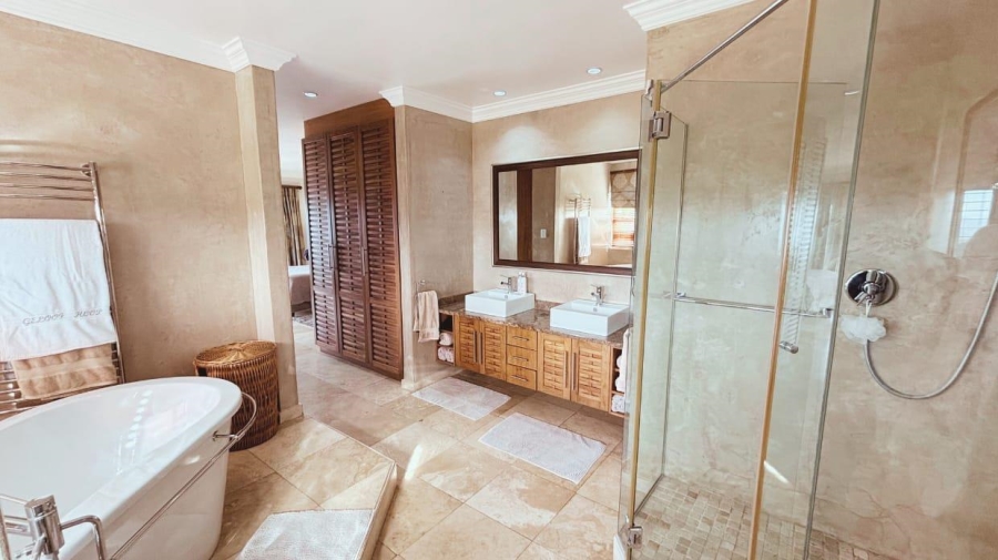 4 Bedroom Property for Sale in Grootbrakhoogte Western Cape